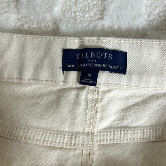 Talbots Womens High Waisted Flattering Ankle Crop Jeans Size 16 Cream Plus size - Picture 8 of 11